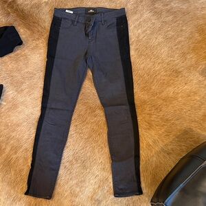 Chic Two-Tone Women's Skinny Jeans